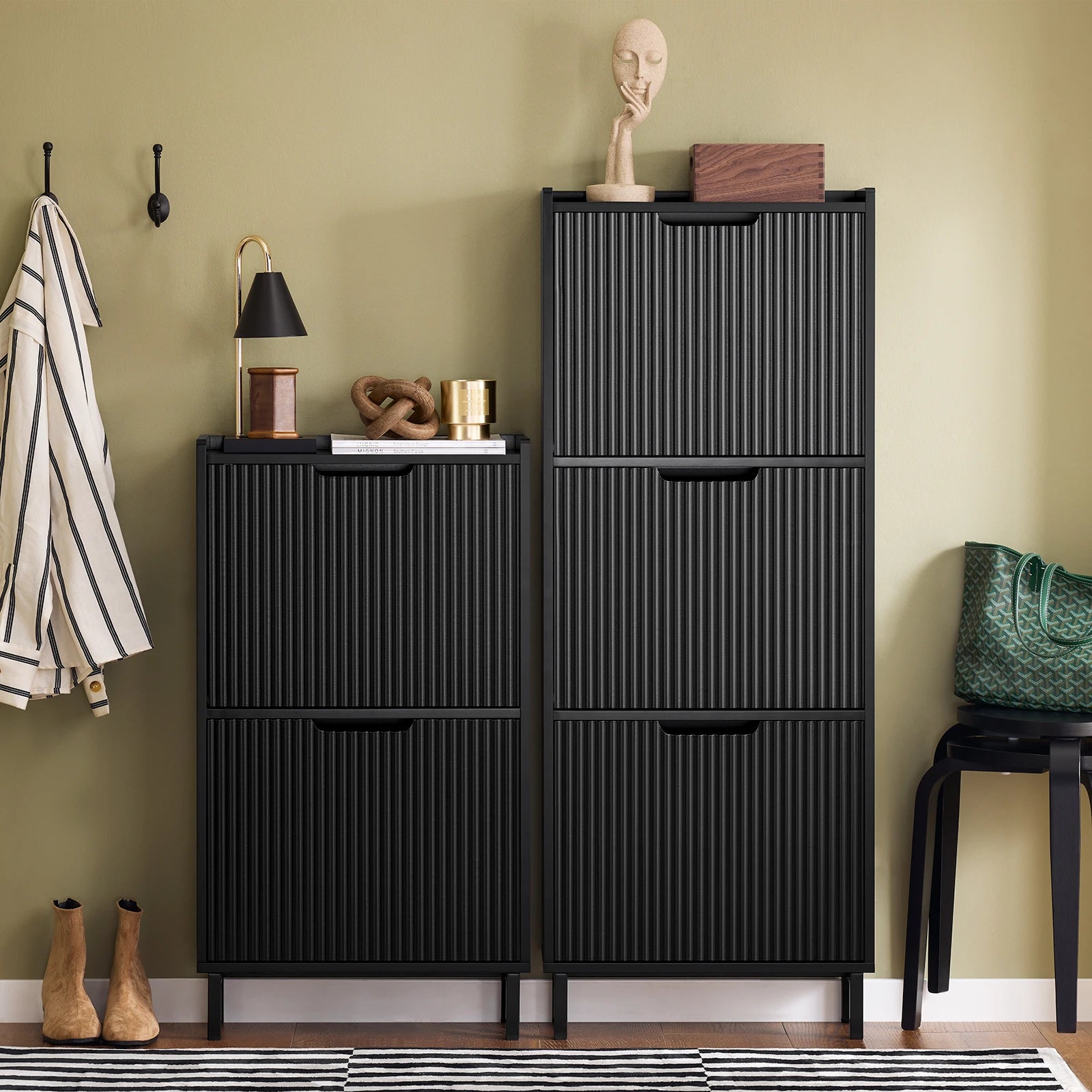 Meuble Chaussures Noir 3 Portes Basculantes | Ultra-Fin 19cm